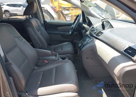 2017 Honda Odyssey Touring/Touring Elite из США, поврежденный, VIN 5FNRL5H96HB006719